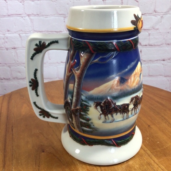 Budweiser 2000 Holiday Stein CS416 “Holiday in the Mountains” Ceramic Stein - Picture 3 of 6